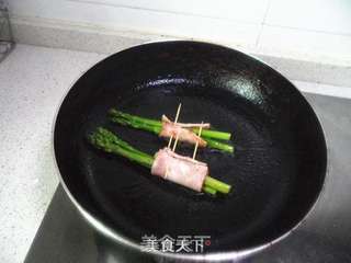 芦笋培根卷的做法步骤:7