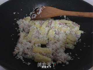 土豆焖饭的做法步骤:6