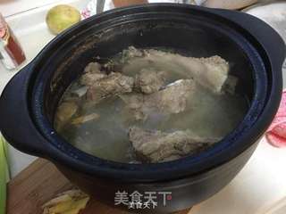 排骨焖竹笋的做法步骤:2