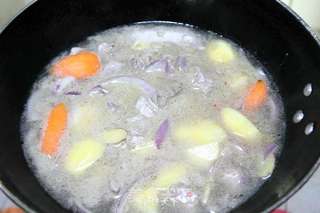 咖喱土豆炖牛肉的做法步骤:7
