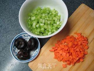 腊肠饭的做法步骤：2