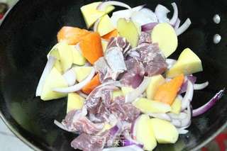 咖喱土豆炖牛肉的做法步骤:5
