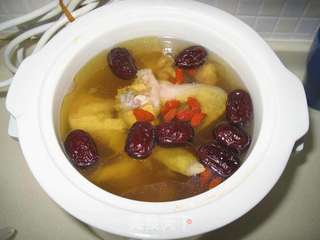 西洋参鸡汤的做法步骤:6