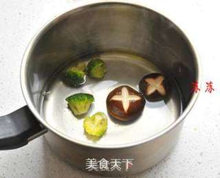 孩子最爱春意盎然的豪华笑脸便当的做法步骤:6