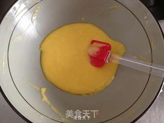 六寸酸奶戚风蛋糕的做法步骤:5