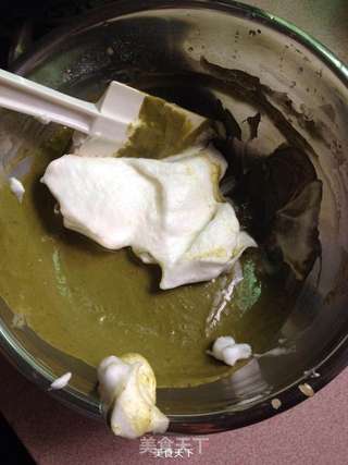 熊猫蛋糕卷的做法步骤:12