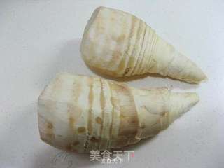 五花肉炖春笋的做法步骤:3