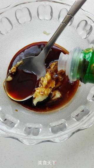 凉拌小黑碗木耳的做法步骤:5