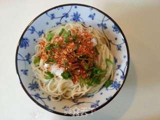 10分钟快手饭~简易版油泼面的做法步骤:6