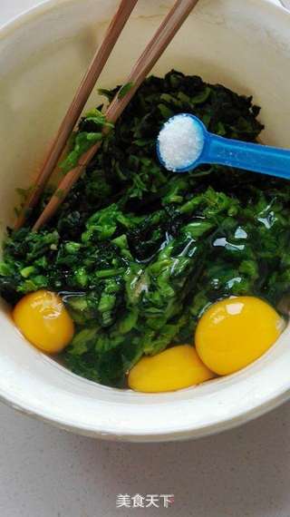 菠菜蛋饼的做法步骤:3