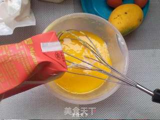 卡仕达酱小蛋糕的做法步骤:2