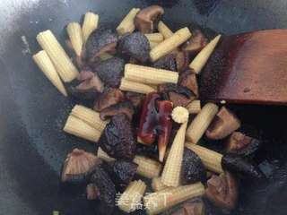 香菇玉米笋的做法步骤:6