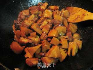 五花肉炖春笋的做法步骤:14