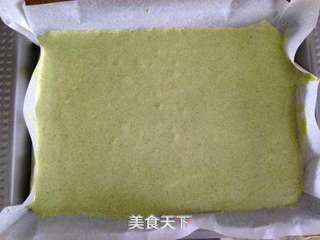抹茶蛋糕卷的做法步骤:15