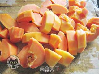 木瓜排骨汤的做法步骤:2