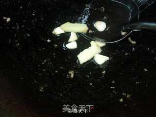 小炒带皮肘子的做法步骤:5