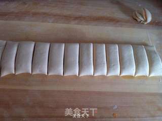 枸杞花卷的做法步骤:7