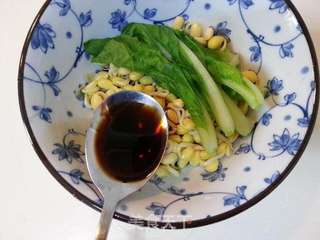 10分钟快手饭~简易版油泼面的做法步骤:4