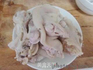 回锅猪蹄的做法步骤：5