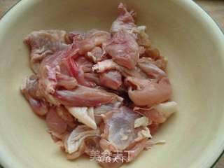 口蘑咖喱鸡的做法步骤:2