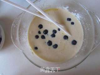 蓝莓松饼的做法步骤:4