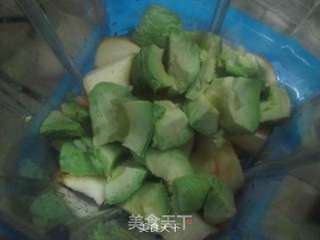 元气满满的聚会特饮——牛油果苹果奶昔的做法步骤:5