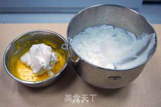 德普烤箱食谱之戚风蛋糕卷的做法步骤:5