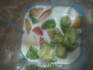 元气满满的聚会特饮——牛油果苹果奶昔的做法步骤:6