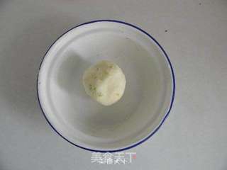 香酥葱油饼干的做法步骤:9