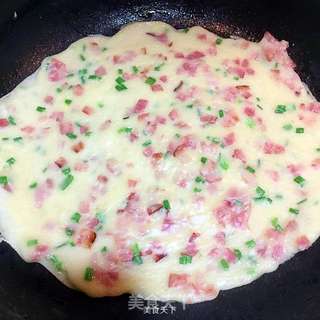 【培根“美”味“大”不同】—培根香葱鸡蛋饼的做法步骤:6