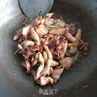 爆炒鱿鱼的做法步骤：5