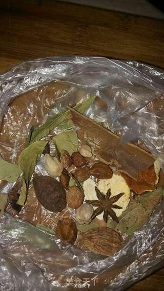 干锅鸭肉的做法步骤:2
