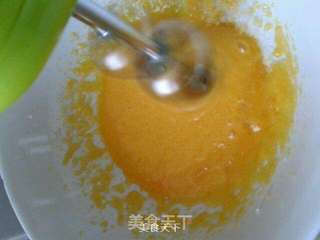 蓝莓蛋糕卷的做法步骤:2