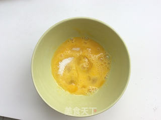 爱的早餐——玫瑰花松饼的做法步骤:2