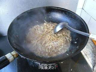 豆腐丝炒韭菜的做法步骤:8