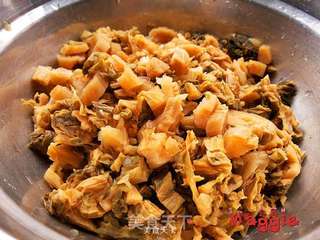 梅菜蒸猪肉的做法步骤:2