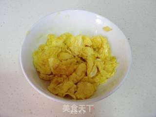 鸡蛋炒韭菜的做法步骤:5