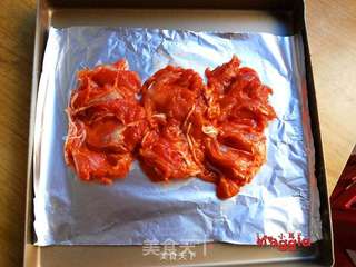 新奥尔良烤鸡腿卷的做法步骤:3