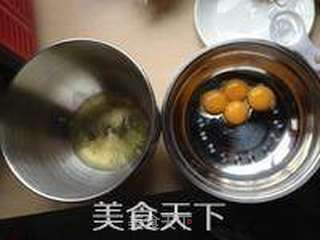 8寸戚风蛋糕(改良君之配方)的做法步骤:2