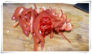 红椒炒灰豆腐果的做法步骤:5