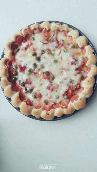 香菇虾仁火腿卷边PIZZA的做法步骤:8