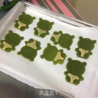 抹茶熊猫饼干的做法步骤:5
