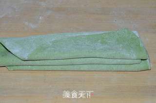 番茄蛋卤菠菜面的做法步骤:7