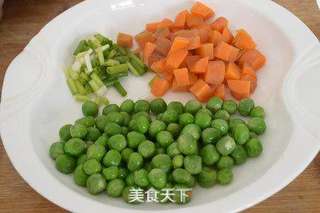 新侬生态柴鸡蛋试用报告——简单美味蛋炒饭的做法步骤:4