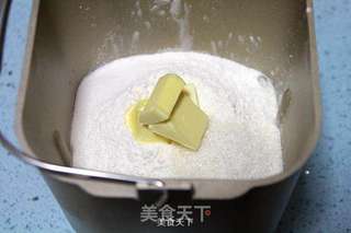【一键式鲜奶蔓越莓吐司】的做法步骤:2