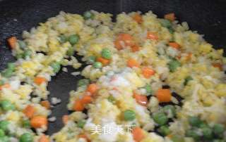 新侬生态柴鸡蛋试用报告——简单美味蛋炒饭的做法步骤:9