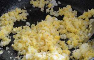 新侬生态柴鸡蛋试用报告——简单美味蛋炒饭的做法步骤:7