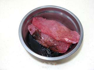 空气炸锅烤牛排的做法步骤:2