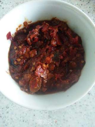 香辣小白蛤~鱼香豆豉香辣小蛤蜊的做法步骤:3