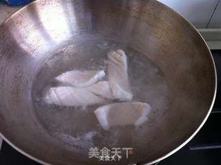 炒鱿鱼的做法步骤:3